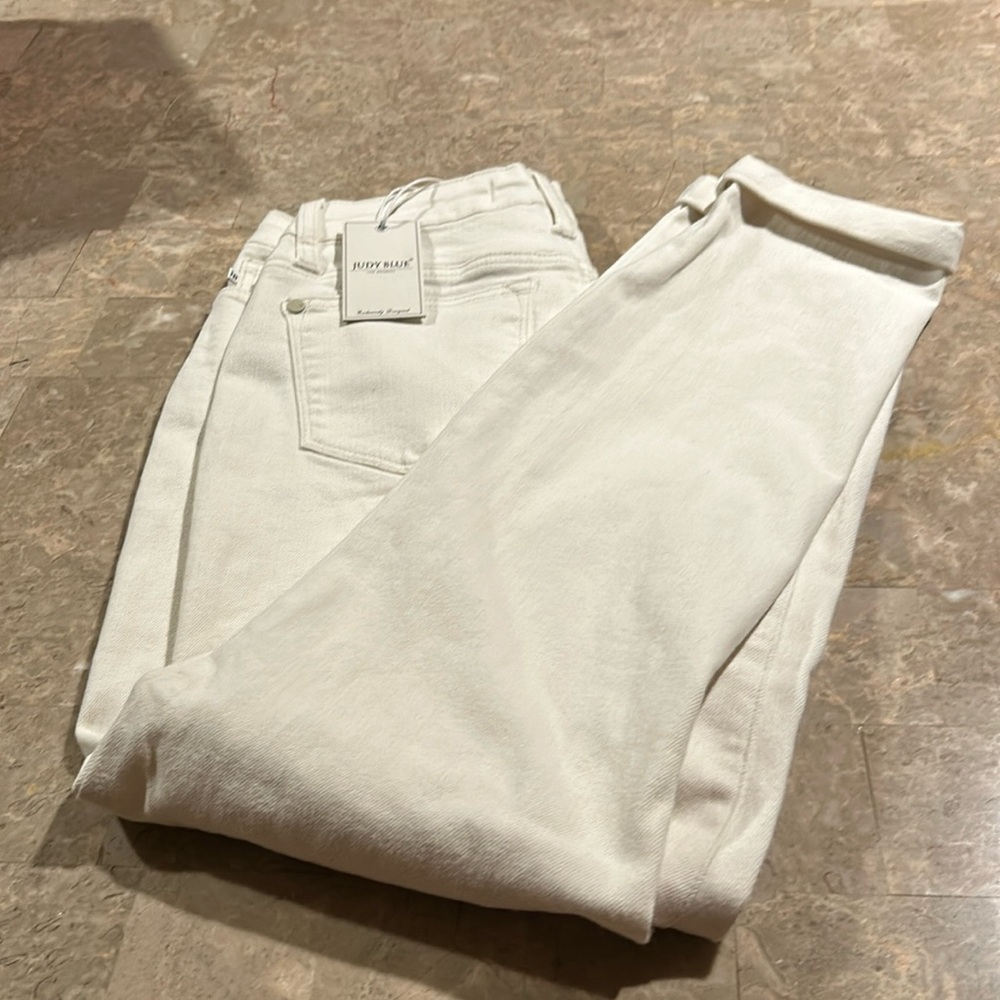 BNWT Judy blue jeans size 3